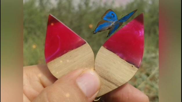 گردن بند صورتی