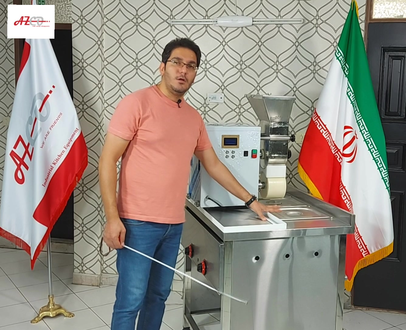 ابعاد فلافل زن رومیزی