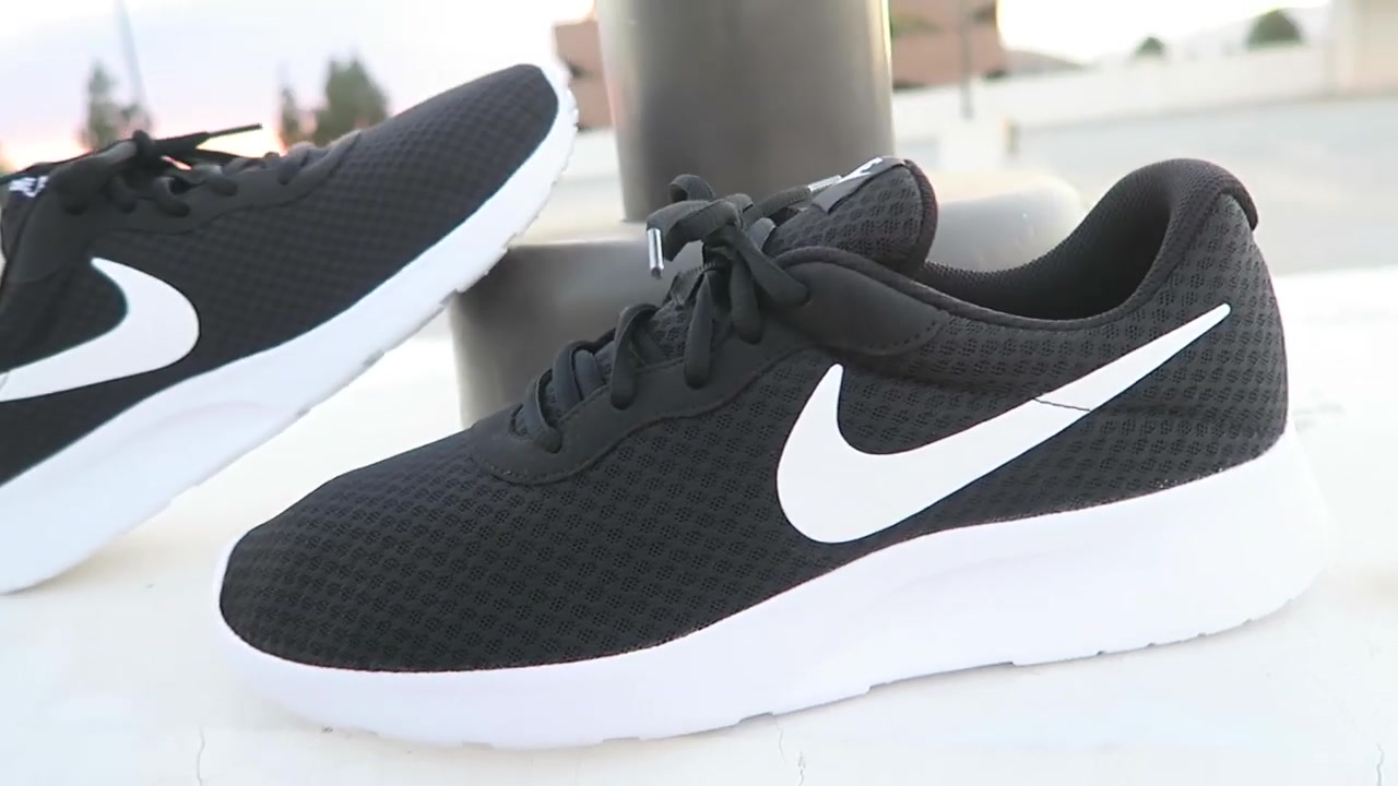 کفش پیاده روی مردانه نایک مدل Nike Tanjun Men's Shoe